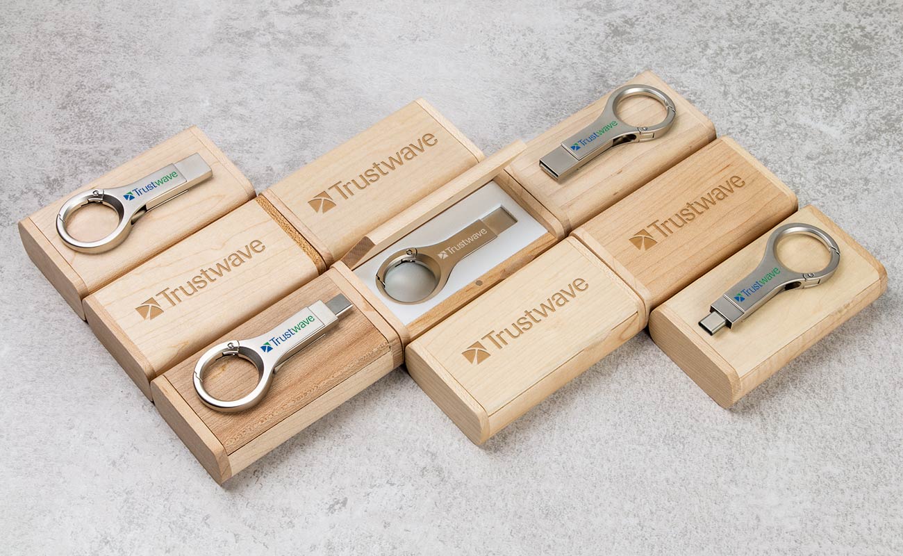 Active - Chiavette USB Personalizzate Prezzi con USB-C gallery thumbnail