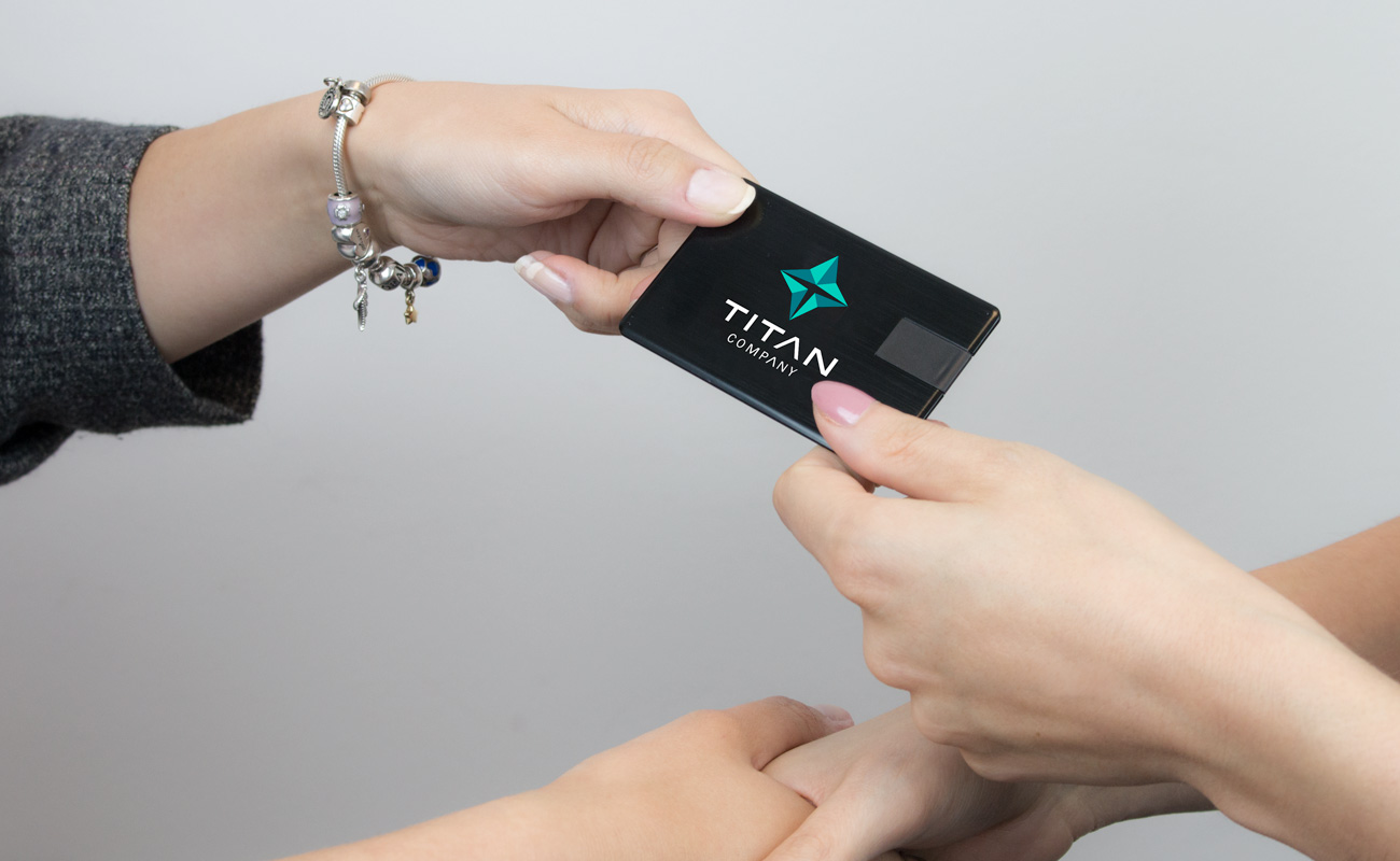 Alloy - USB Business Card gallery thumbnail