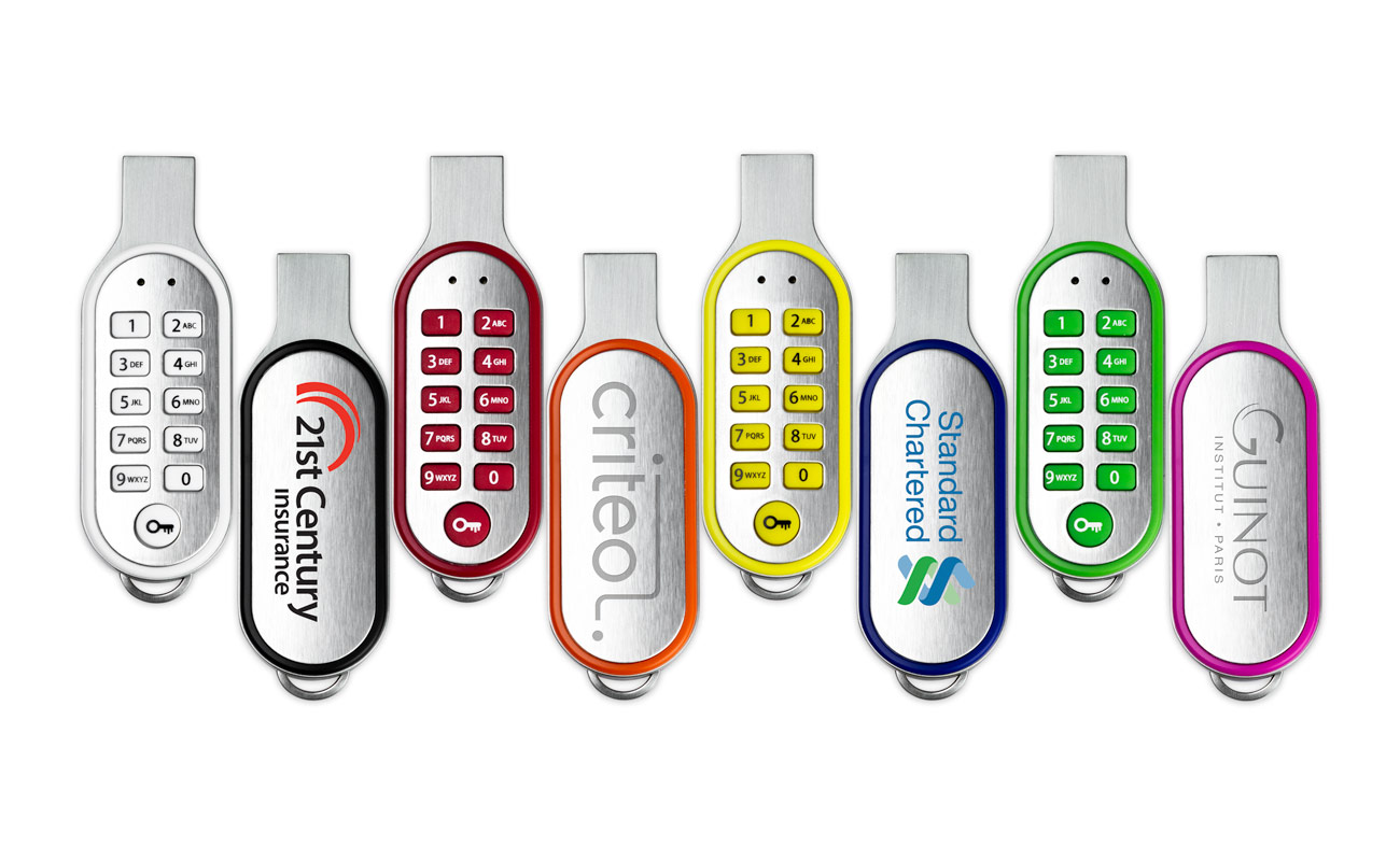 Code - USB personalizzata con Pin gallery thumbnail