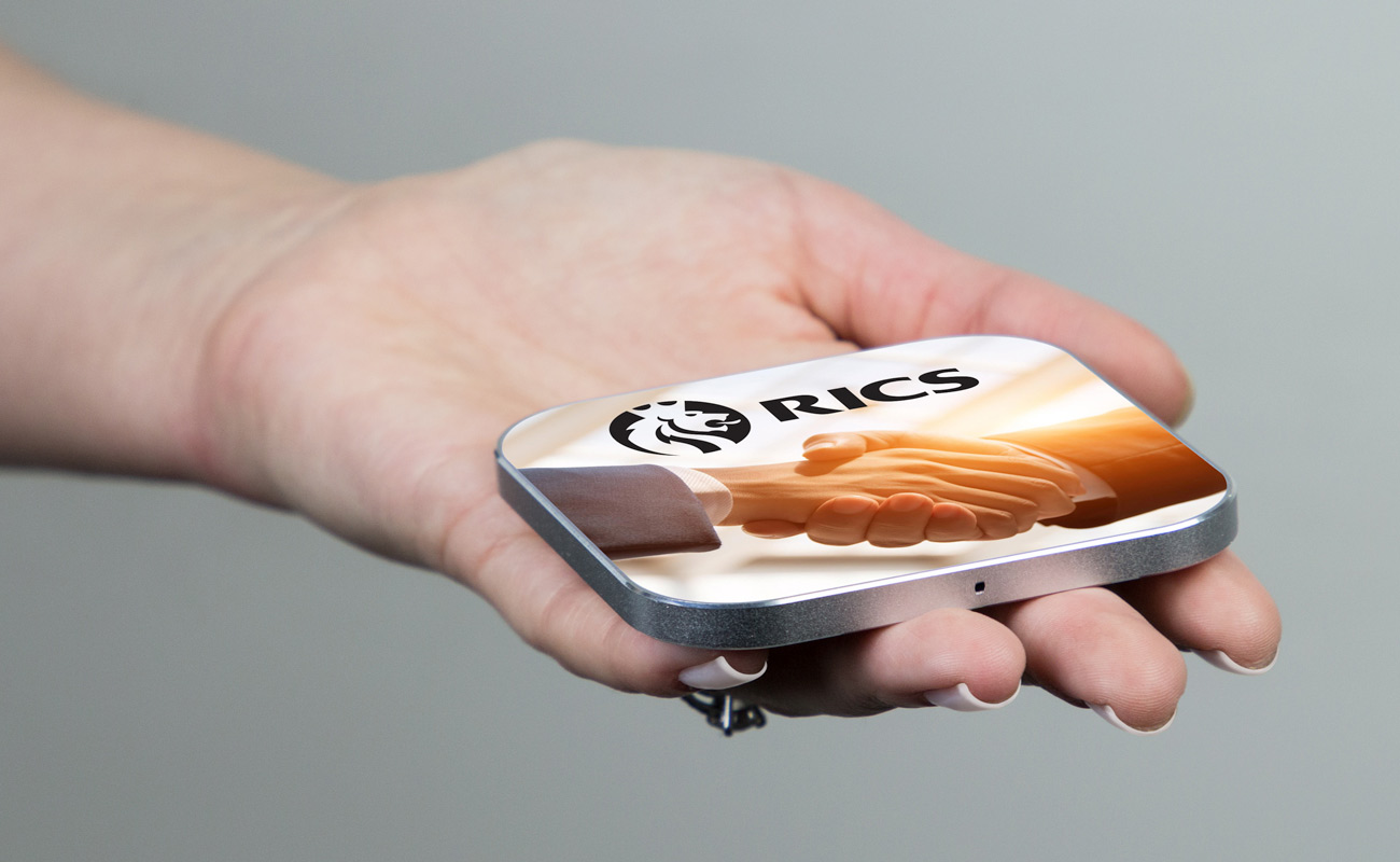 Edge - Personalizzazione Caricatore Induttivo gallery thumbnail