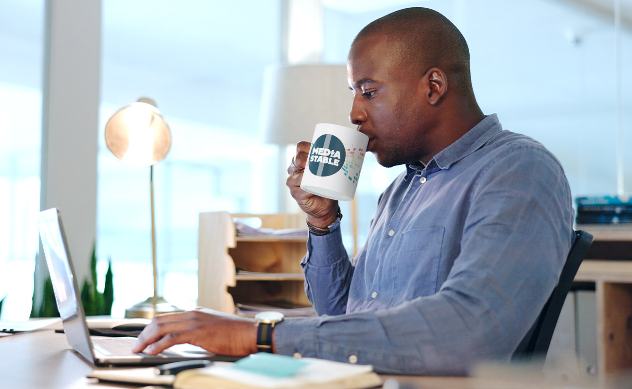 Eterna - Tazze in ceramica con logo gallery thumbnail