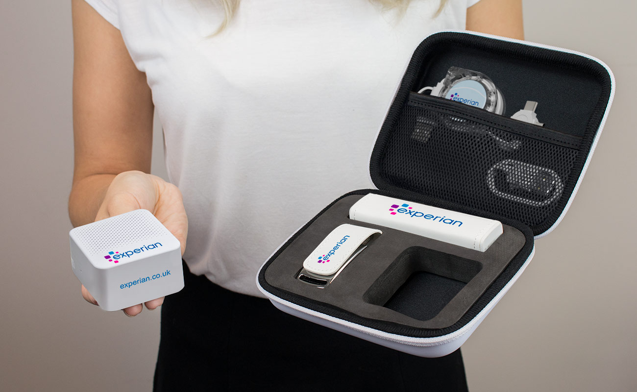 Leather L - Pacchetti di merchandising con logo gallery thumbnail