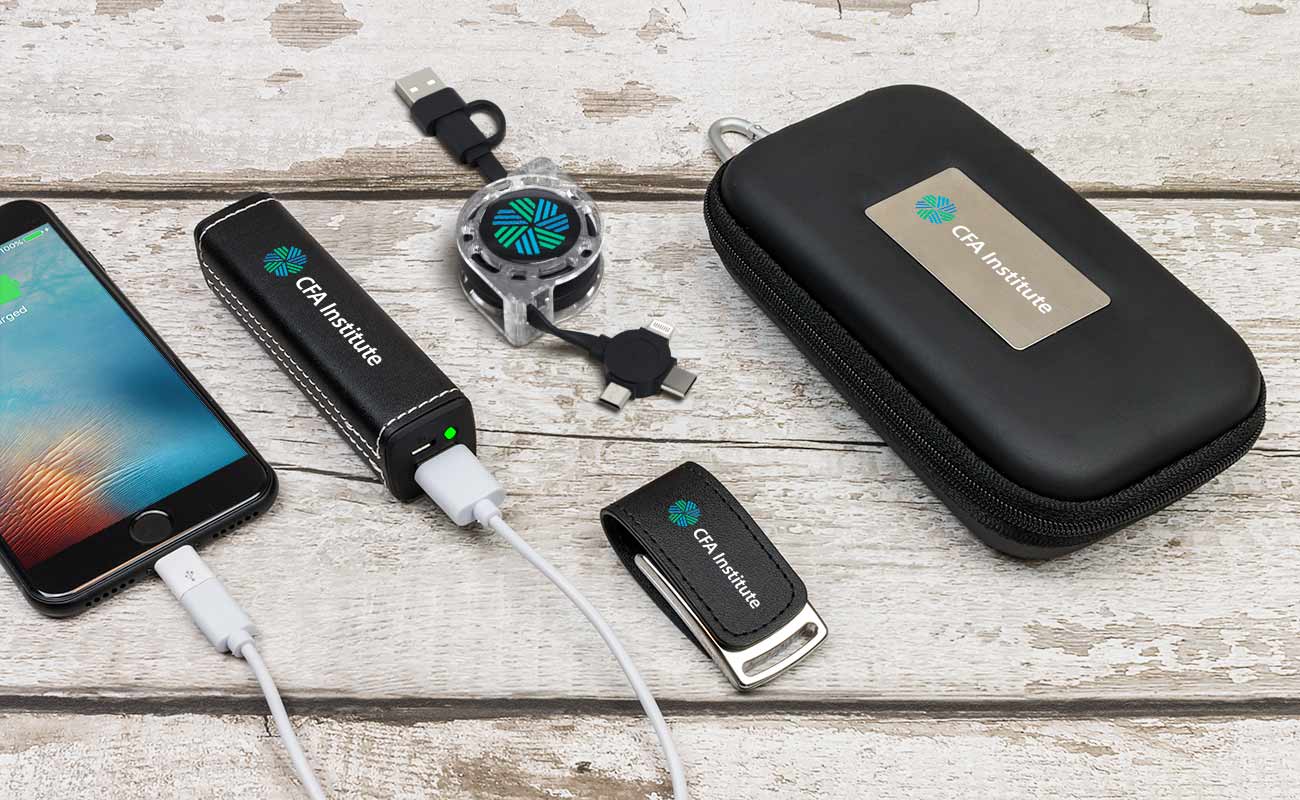 Leather M - Pacchetti di merchandising personalizzati gallery thumbnail