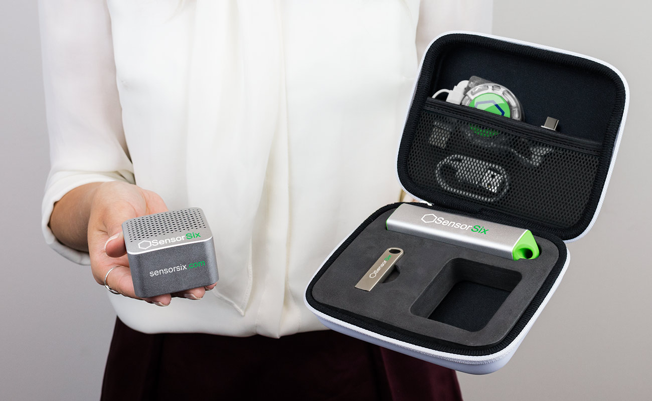 Metal L - Pacchetti di merchandising con logo gallery thumbnail