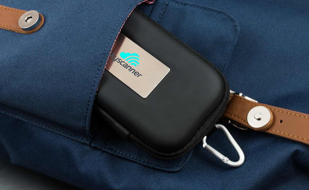 Metal M - Pacchetti di merchandising con stampa gallery thumbnail