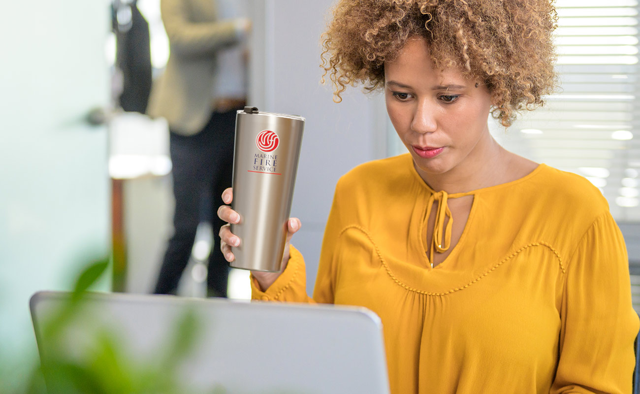 Metro - Tazza da viaggio personalizzata gallery thumbnail