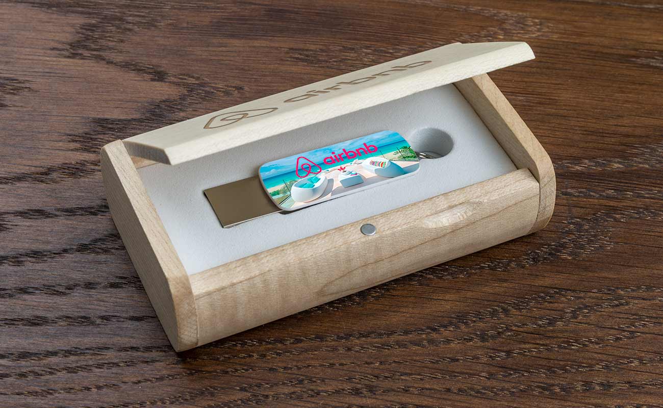 Orbit - USB Logo con USB-C gallery thumbnail