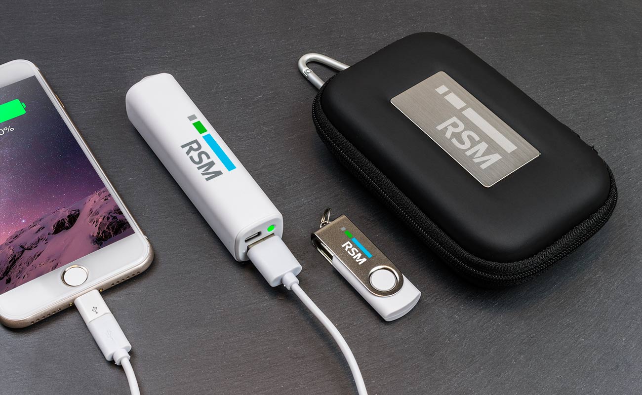 Pure S - Pacchetti di merchandising personalizzati gallery thumbnail