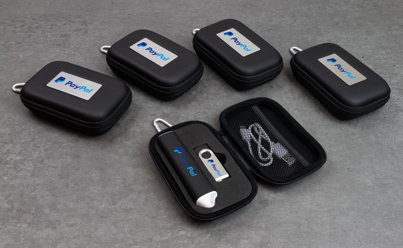 Pure S - Pacchetti di merchandising personalizzati gallery thumbnail