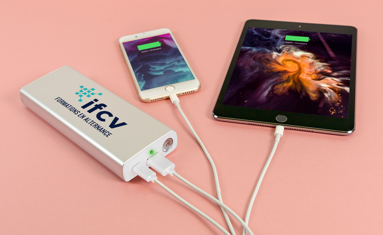 Titan - Powerbank Card gallery thumbnail