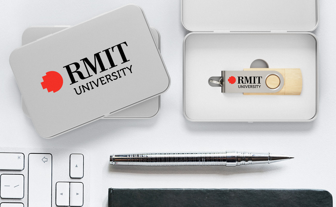 Twister Go Wood - Chiavetta USB Personalizzata con USB-C gallery thumbnail