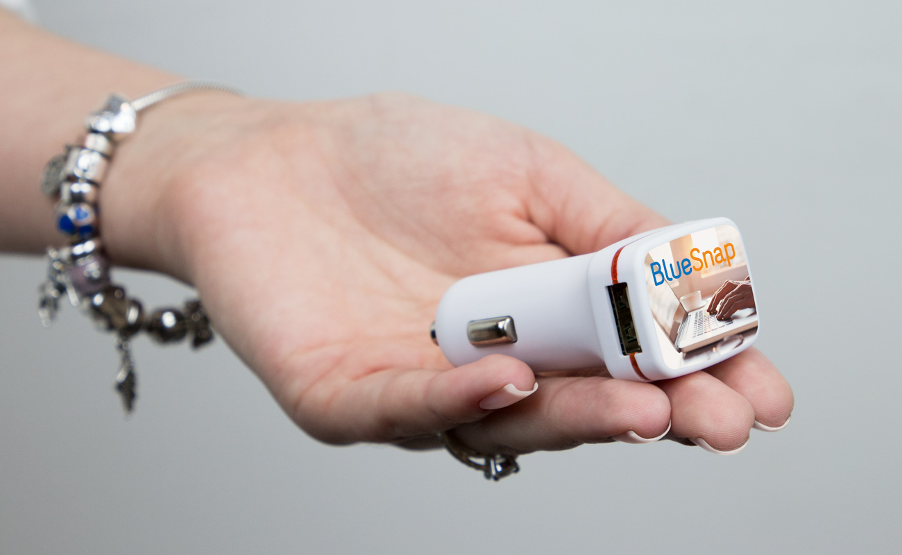 Vista - Personalizzazione Caricabatteria per Auto USB gallery thumbnail