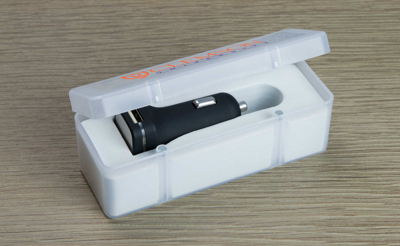 Zip - Personalizzare Caricabatteria per Auto USB gallery thumbnail